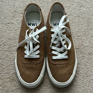 Madewell Sidewalk Low Top Sneakers in Resourced Canvas in Toffee